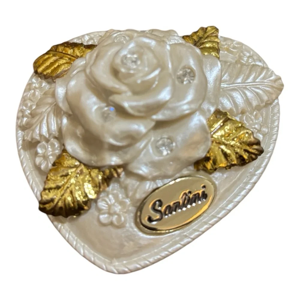 Santini Heart Shape Floral DesignTrinket Jewelry Box Cream/Gold